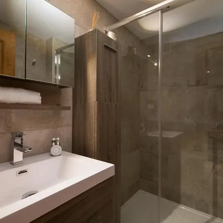 Sainte-foy-l'argentiere Sleeps 6 Pool 아파트 샤모니