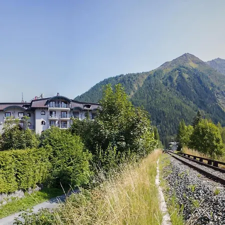 Appartement Sainte-foy-l'argentiere Sleeps 6 Pool
