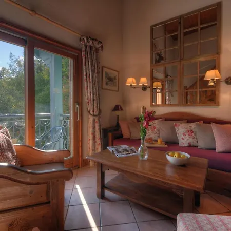 Sainte-foy-l'argentiere Sleeps 6 Pool 아파트 *
